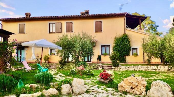 La Casa Di Gelsomino Villa Massa Martana Eksteriør bilde